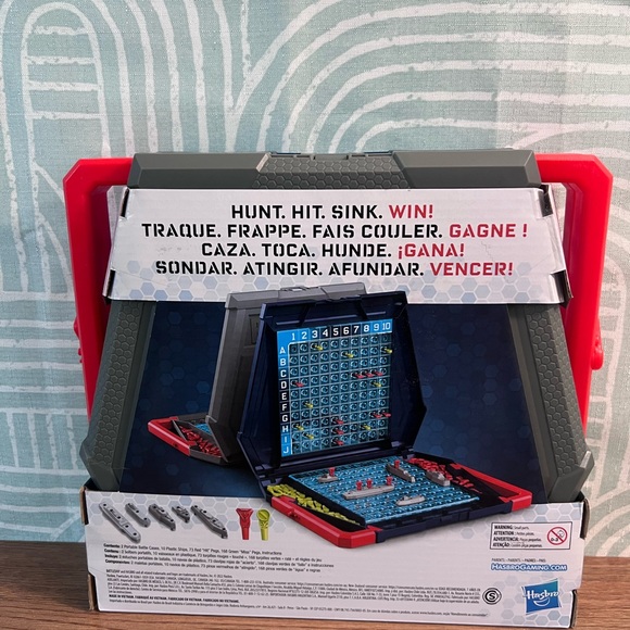 Hasbro Battleship Game NEW Sealed 2 Player Strategy Board Game 7+ - Picture 2 of 3